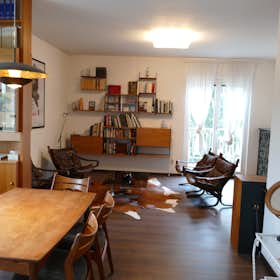 Apartment for rent for €2,650 per month in Vienna, Tivoligasse