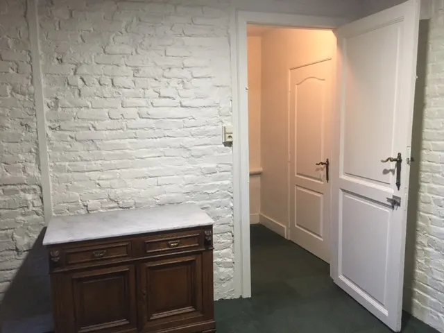 4-Bedroom Apartment in Boulevard Émile Jacqmain, Brussels (1192854) room image 2