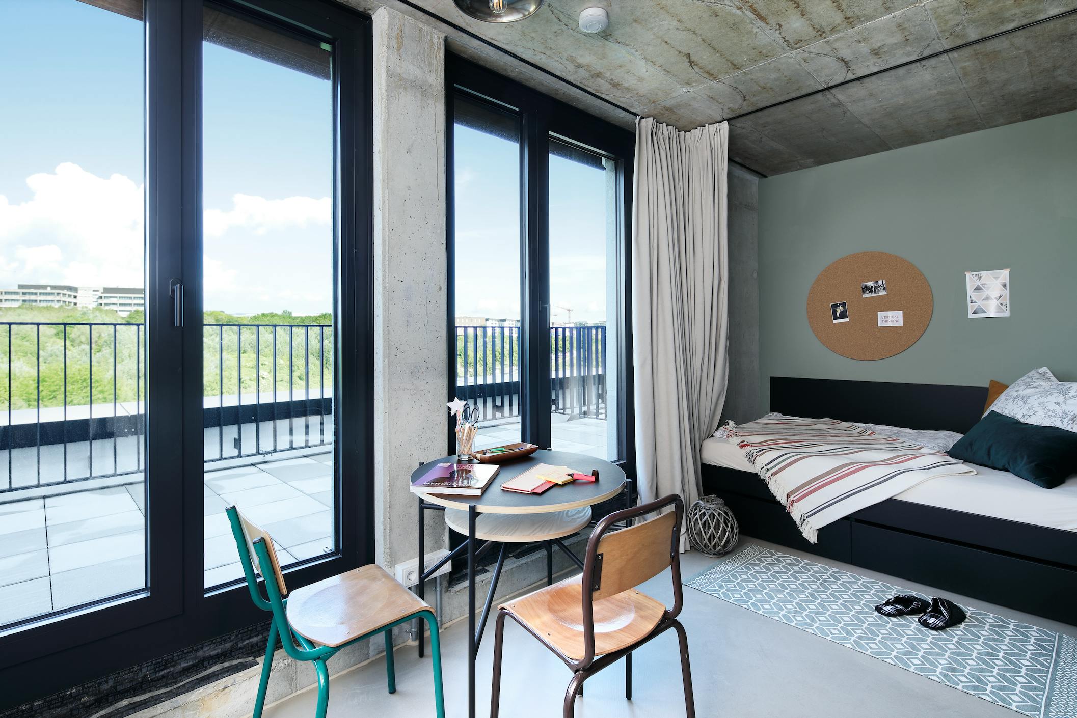 Apartment Frankfurt Am Main, 23m² — photo 1
