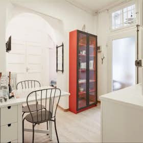 Appartement te huur voor € 1.980 per maand in Florence, Borgo Pinti