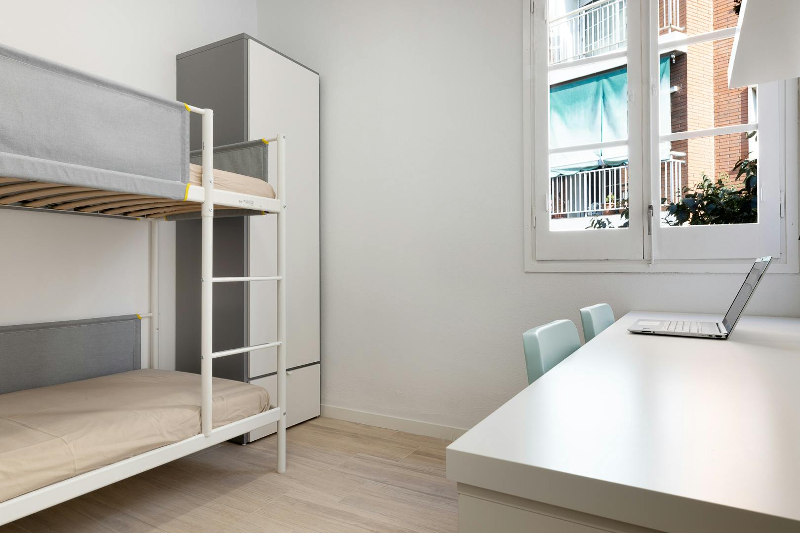 Shared room for rent for €650 per month in Barcelona, Carrer de Bassegoda