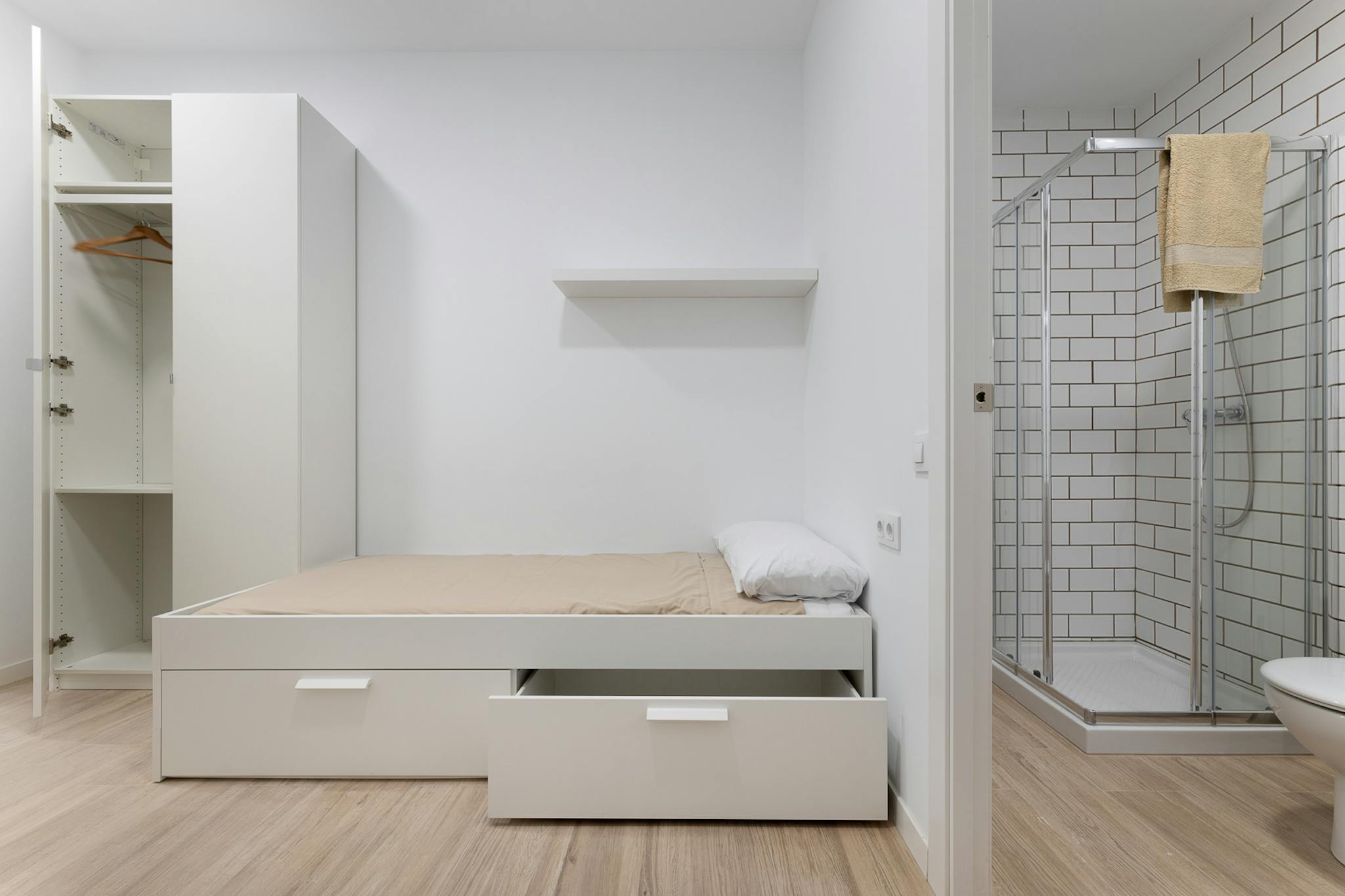 Carrer de Bassegoda, Barcelona preview