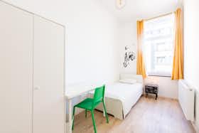 Private room for rent for €500 per month in Molenbeek-Saint-Jean, Chaussée de Gand
