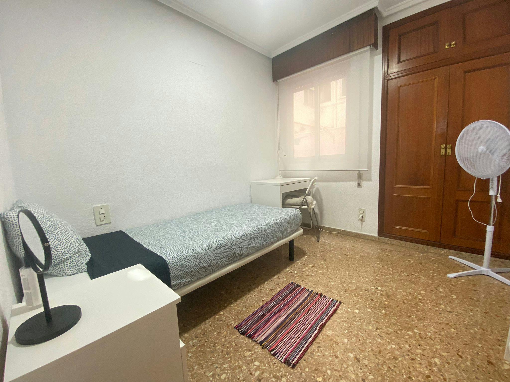 Avinguda de la Constitució, Valencia Valencia