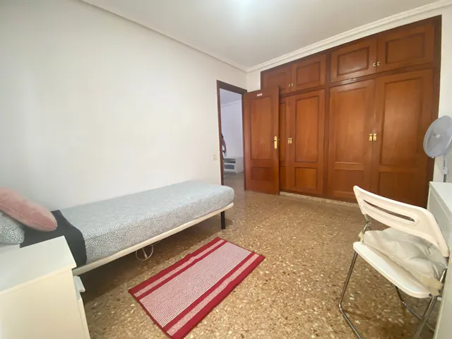 Private room in Avinguda de la Constitució, Valencia (1193945) room image 2