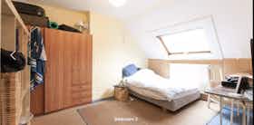 Privé kamer te huur voor € 570 per maand in Woluwe-Saint-Lambert, Erfprinslaan