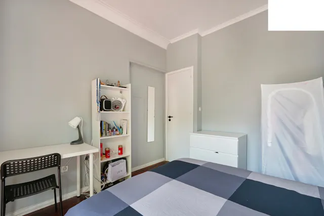 Private room in Avenida Elias Garcia, Lisbon (1195151) room image 2