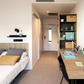 Private room for rent for €620 per month in Sevilla, Plaza La Marina Española
