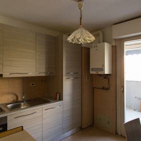Appartamento for rent for 1.490 € per month in Milan, Via Fratelli Zoia