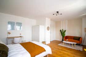 Private room for rent for €790 per month in Saint-Denis, Avenue du Président Wilson