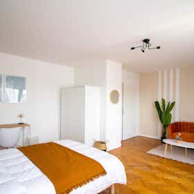 Private room for rent for €790 per month in Saint-Denis, Avenue du Président Wilson
