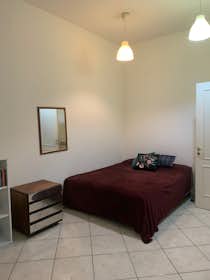 Private room for rent for €450 per month in Naples, Via Montecalvario