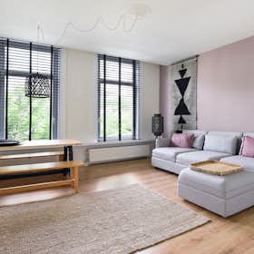 Apartment for rent for €1,500 per month in Rotterdam, Witte de Withstraat