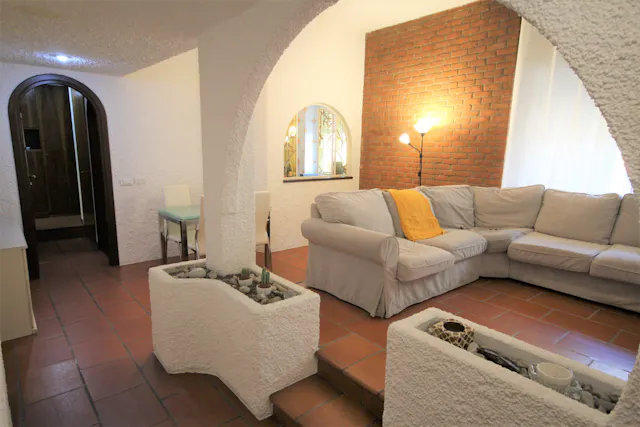 1-Bedroom Apartment in Via Uberto Visconti di Modrone, Milan (1196560) room image 2