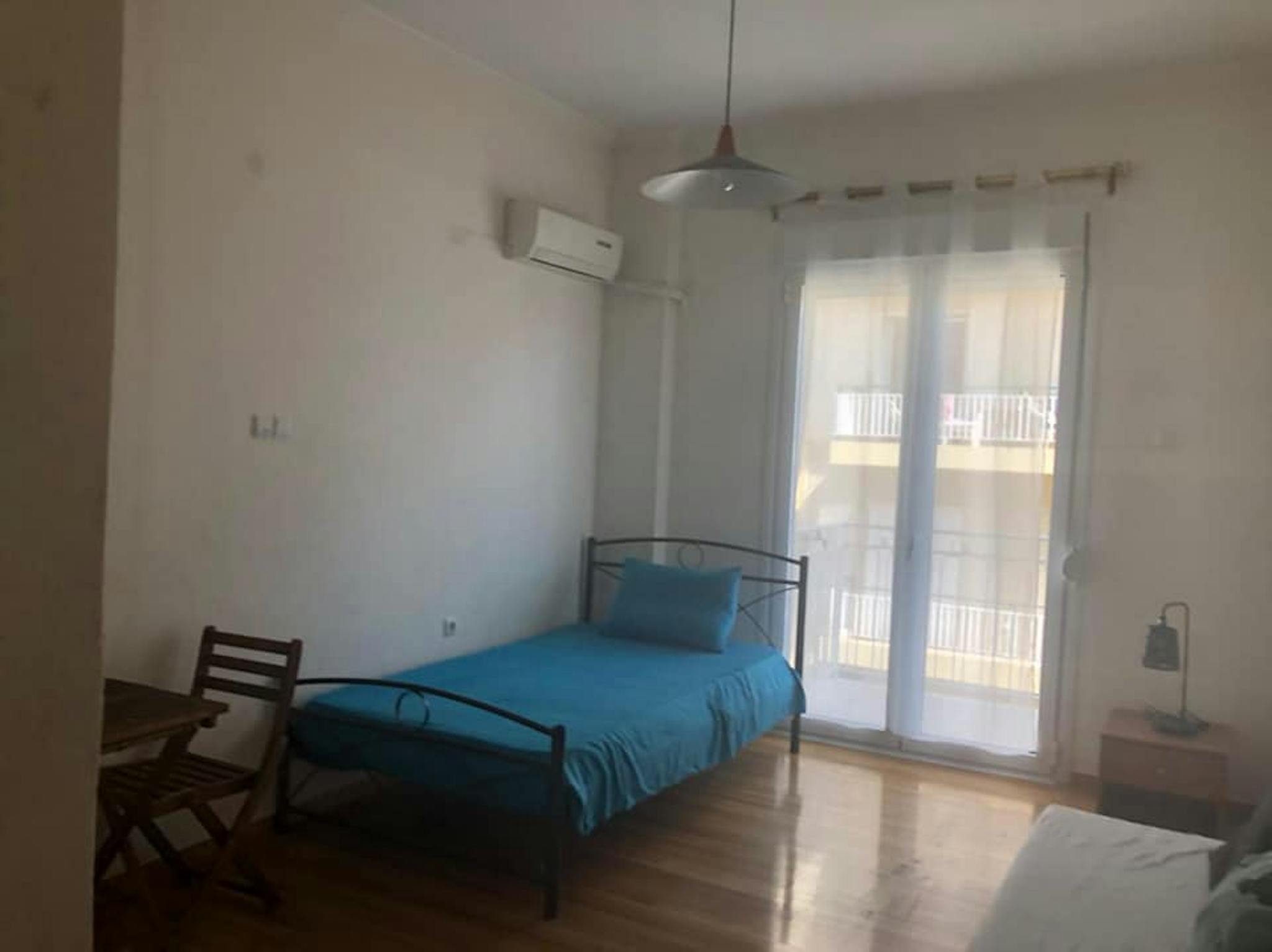 Veikou, Athens preview