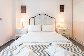 Appartement te huur voor € 650 per maand in Athens, Monemvasias
