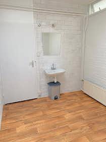 Отдельная комната сдается в аренду за 545 € в месяц в Hengelo, Lindenweg