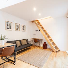 Appartamento for rent for 1.200 € per month in Lisbon, Beco da Laje