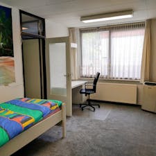 Private room for rent for €675 per month in Dordrecht, De Jagerweg