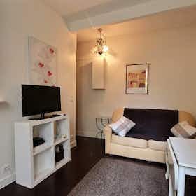 Appartement te huur voor € 1.450 per maand in Paris, Rue Daguerre