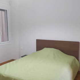 Private room for rent for €370 per month in Athens, Acharnon