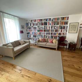 Maison à louer pour 3 000 €/mois à Vienna, Stipcakgasse