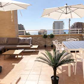 Appartement te huur voor € 750 per maand in Oropesa del Mar, Avenida Central