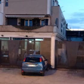 House for rent for €650 per month in Casoria, Via Pietro Nenni