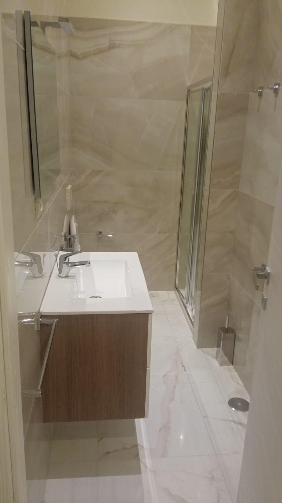 preview gallery tile