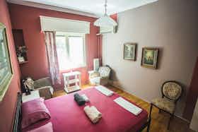 Private room for rent for €340 per month in Athens, Aristotelous