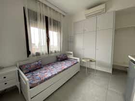 Квартира за оренду для 650 EUR на місяць у Thessaloníki, Kleious