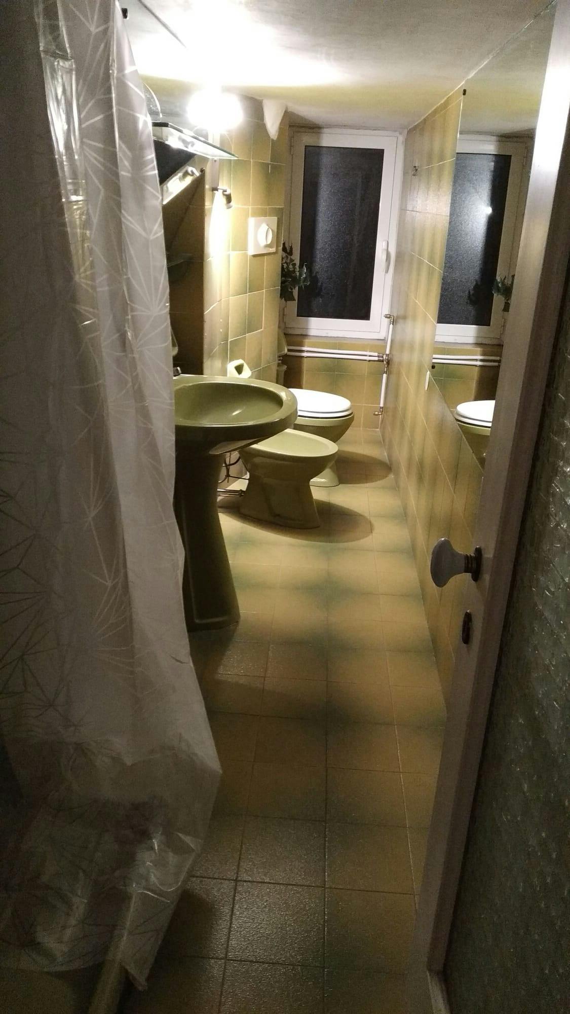 Single room Genoa, 1 bed, 13m² — photo 6