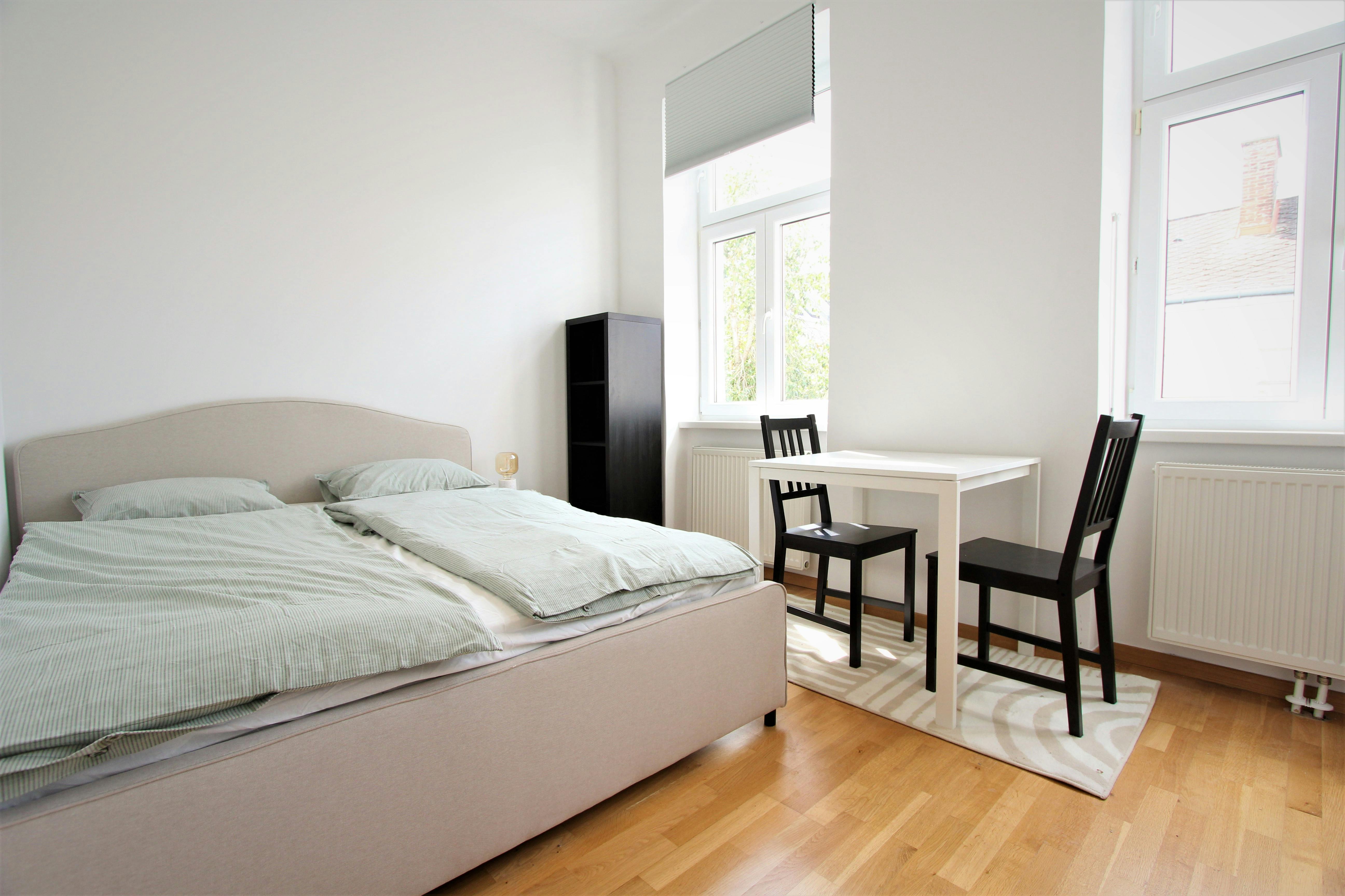 Alxingergasse, Vienna preview