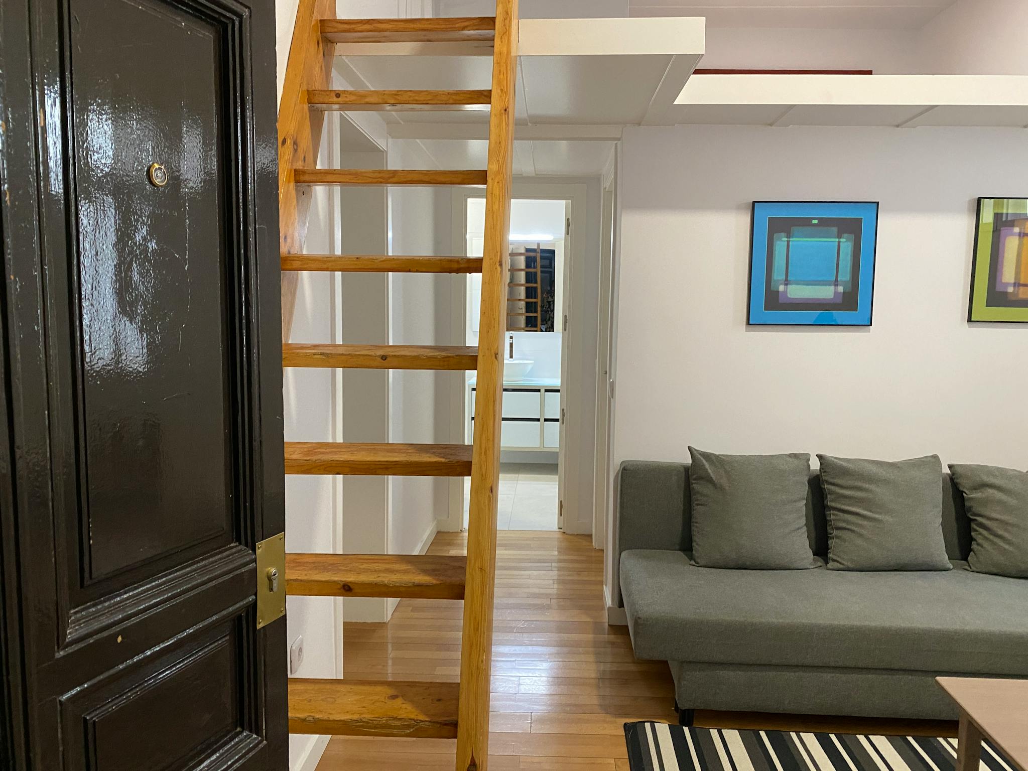 Calle de Blasco de Garay, Madrid preview