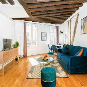 Apartment for rent for €7,472 per month in Paris, Rue Jean-Jacques Rousseau