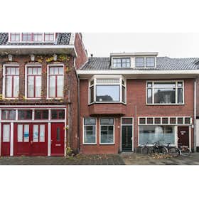 Haus for rent for 1.250 € per month in Groningen, Oosterweg