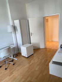 Quarto privado para alugar por € 670 por mês em Potsdam, Geschwister-Scholl-Straße