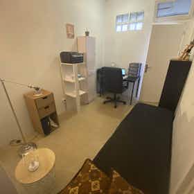 Приватна кімната за оренду для 450 EUR на місяць у Rillieux-la-Pape, Route de Genève