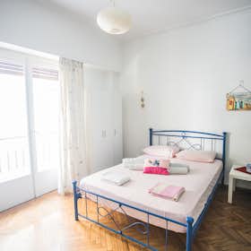 Private room for rent for €600 per month in Athens, Aristotelous