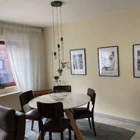 Appartement à louer pour 4 000 €/mois à Leuven, Naamsesteenweg