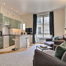 Apartment for rent for €1,908 per month in Paris, Avenue Ledru-Rollin