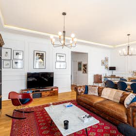 Apartment for rent for €8,100 per month in Paris, Rue de Lisbonne
