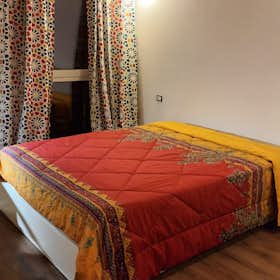 Приватна кімната за оренду для 600 EUR на місяць у Paderno Dugnano, Via Monte Sabotino