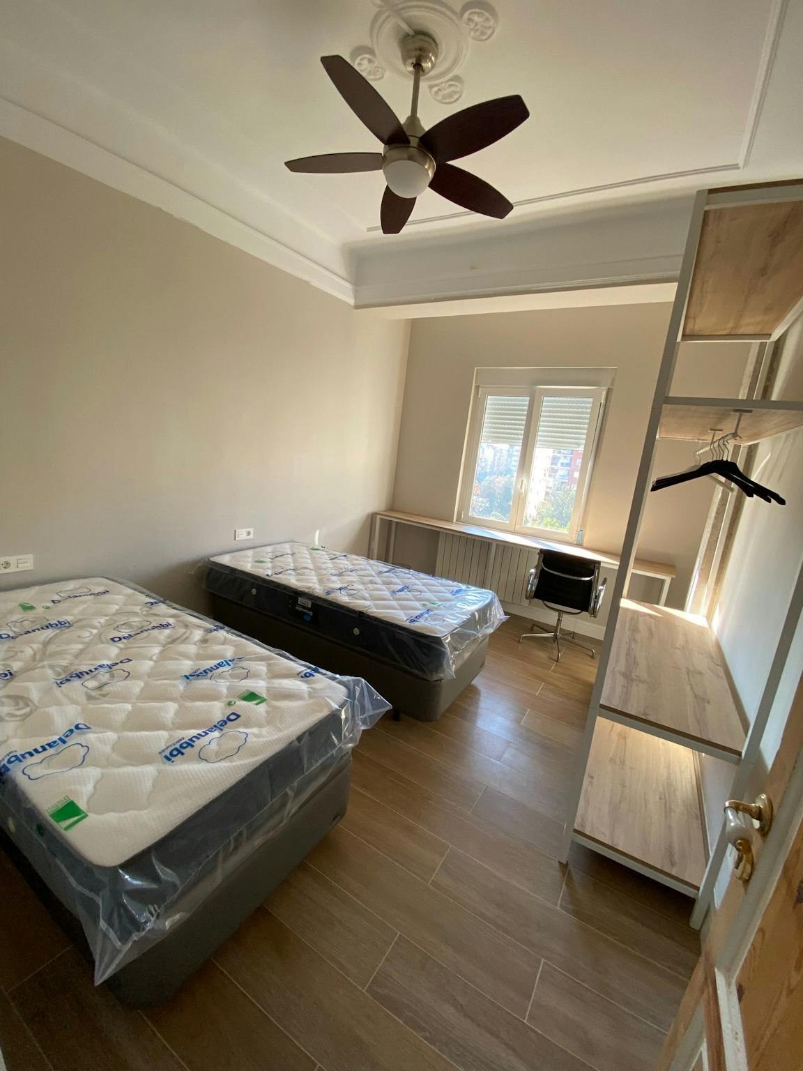 Plaça Xúquer, Valencia preview