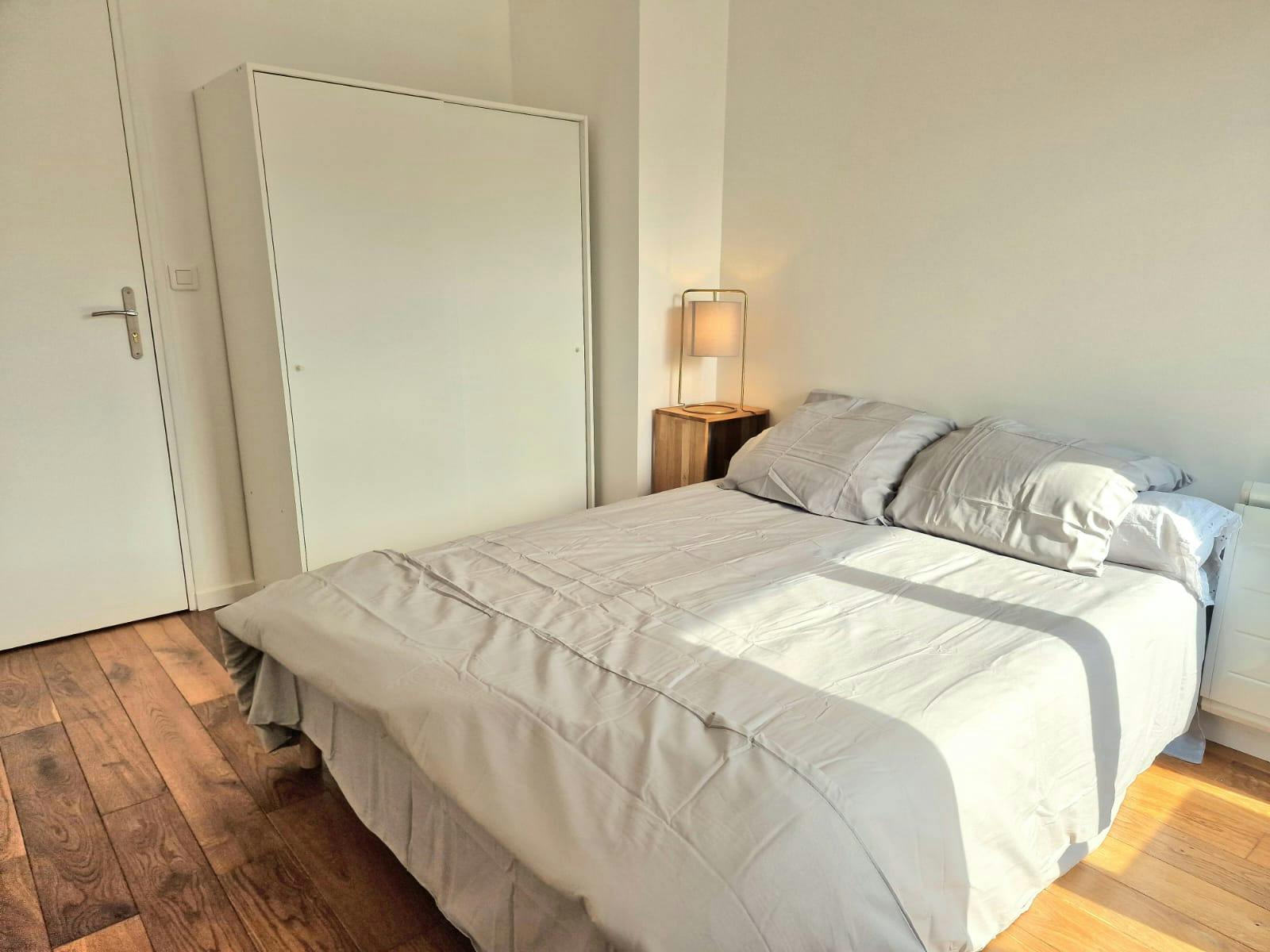Private room for rent for €950 per month in Paris, Rue Eugène Oudiné
