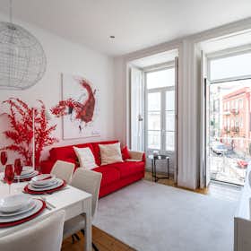 Apartment for rent for €3,069 per month in Lisbon, Rua Vitor Bastos