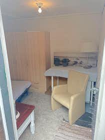 私人房间 正在以 €595 的月租出租，其位于 Hengelo, Koekoekweg