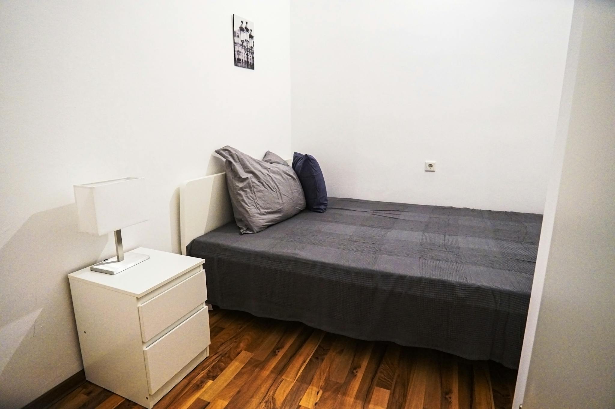 Novaragasse, Vienna preview