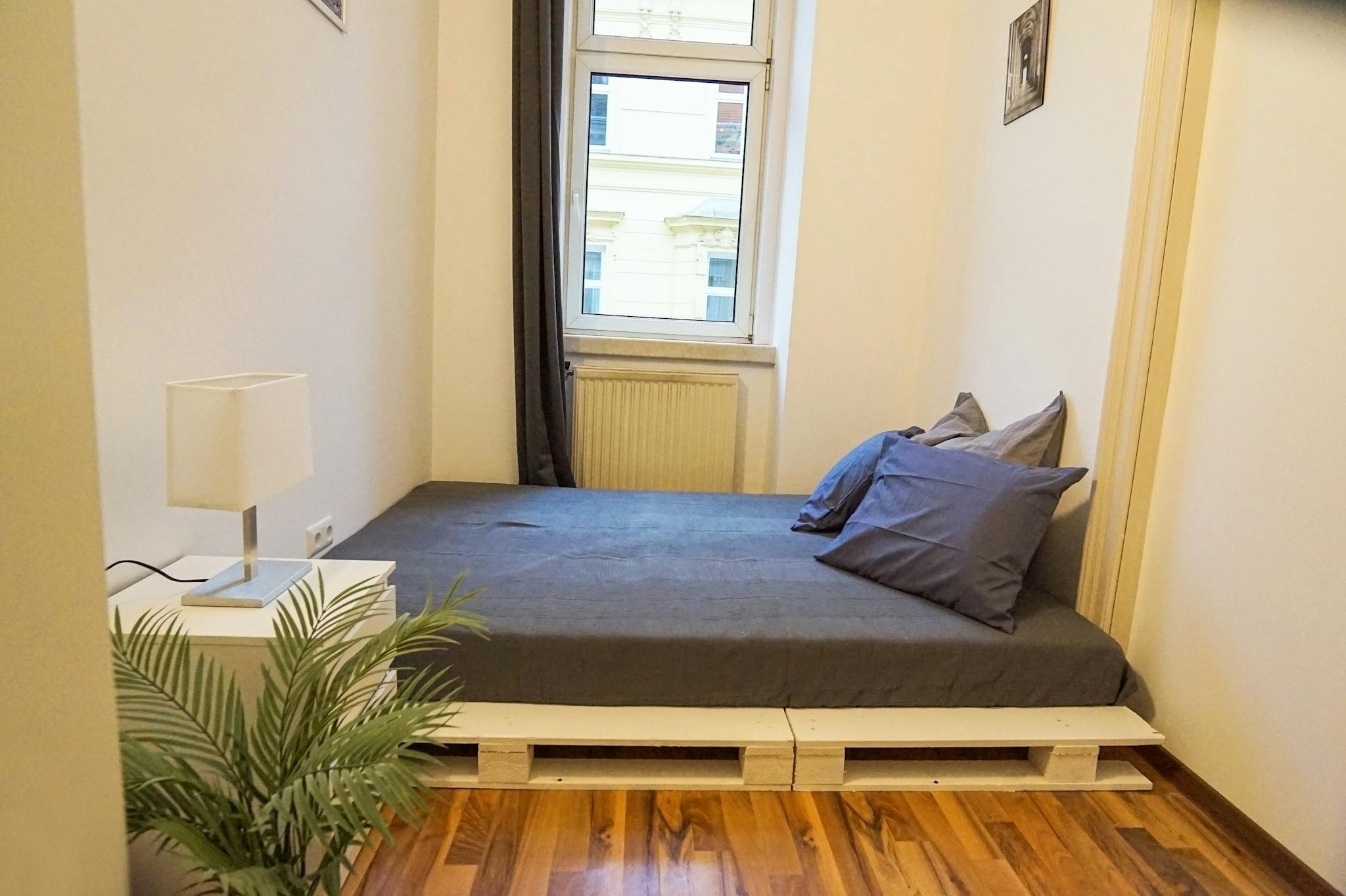 Novaragasse, Vienna preview