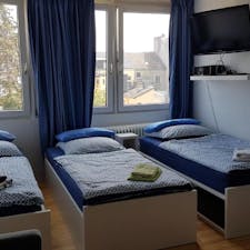 Studio for rent for 1.200 € per month in Köln, Bochumer Straße